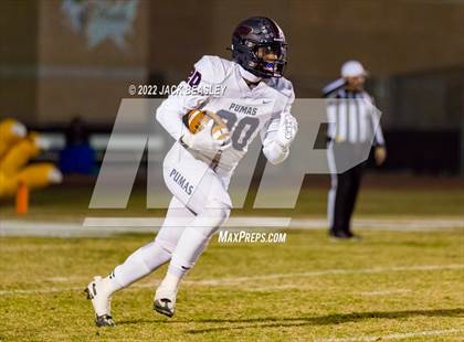Thumbnail 1 in Highland vs. Perry (AIA 6A First Round Playoff) photogallery.