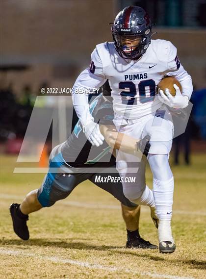 Thumbnail 3 in Highland vs. Perry (AIA 6A First Round Playoff) photogallery.