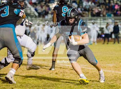 Thumbnail 1 in Highland vs. Perry (AIA 6A First Round Playoff) photogallery.