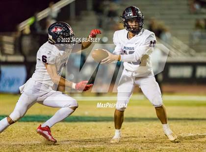 Thumbnail 1 in Highland vs. Perry (AIA 6A First Round Playoff) photogallery.