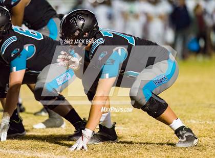 Thumbnail 1 in Highland vs. Perry (AIA 6A First Round Playoff) photogallery.