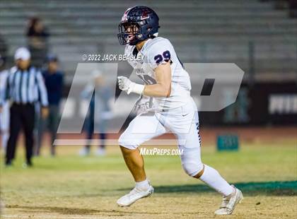 Thumbnail 2 in Highland vs. Perry (AIA 6A First Round Playoff) photogallery.
