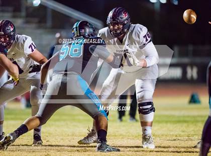 Thumbnail 1 in Highland vs. Perry (AIA 6A First Round Playoff) photogallery.