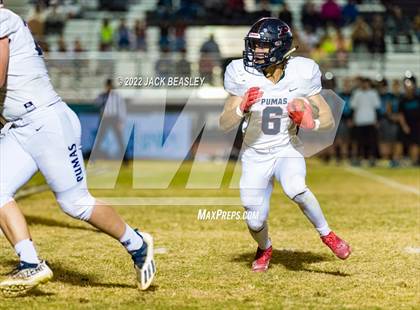 Thumbnail 3 in Highland vs. Perry (AIA 6A First Round Playoff) photogallery.