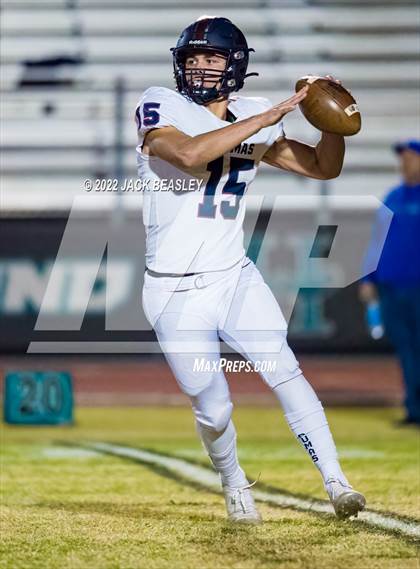 Thumbnail 1 in Highland vs. Perry (AIA 6A First Round Playoff) photogallery.
