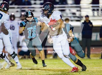 Thumbnail 1 in Highland vs. Perry (AIA 6A First Round Playoff) photogallery.