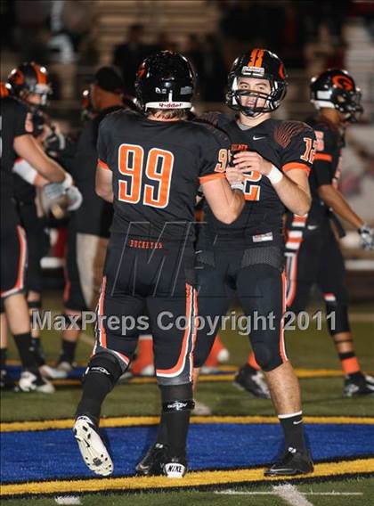 Thumbnail 1 in Argyle vs. Gilmer (3A Div 2 Quarterfinals) photogallery.
