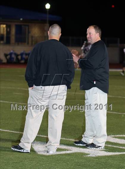 Thumbnail 1 in Argyle vs. Gilmer (3A Div 2 Quarterfinals) photogallery.