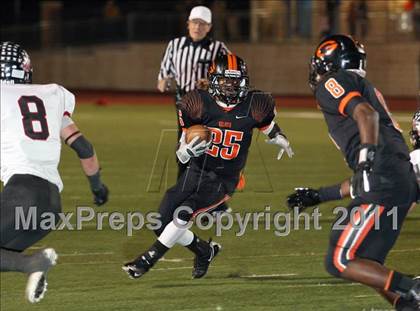 Thumbnail 1 in Argyle vs. Gilmer (3A Div 2 Quarterfinals) photogallery.
