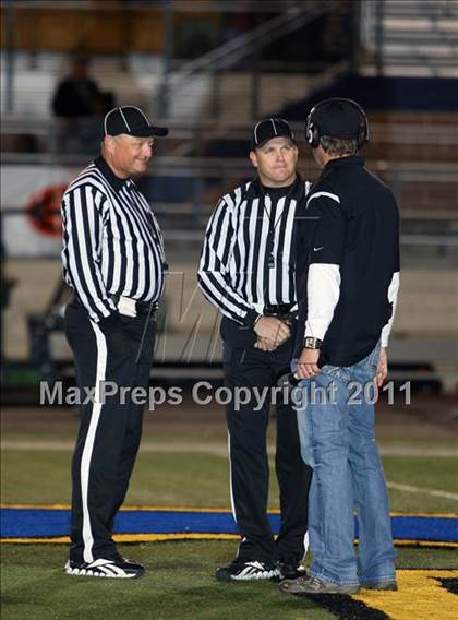 Thumbnail 2 in Argyle vs. Gilmer (3A Div 2 Quarterfinals) photogallery.
