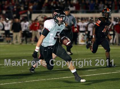 Thumbnail 1 in Argyle vs. Gilmer (3A Div 2 Quarterfinals) photogallery.