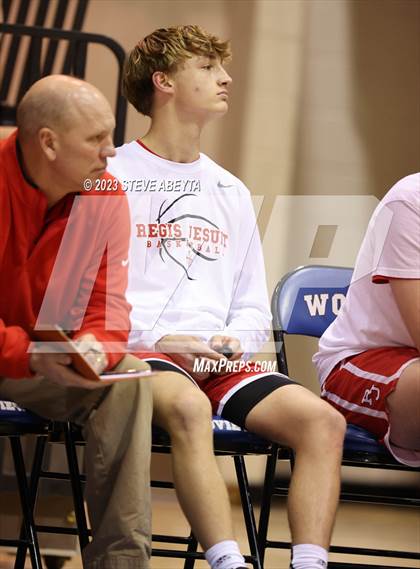 Thumbnail 1 in Regis Jesuit @ Grandview photogallery.