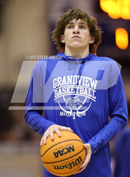 Thumbnail 1 in Regis Jesuit @ Grandview photogallery.