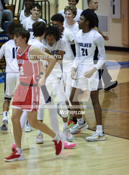 Thumbnail 1 in Regis Jesuit @ Grandview photogallery.