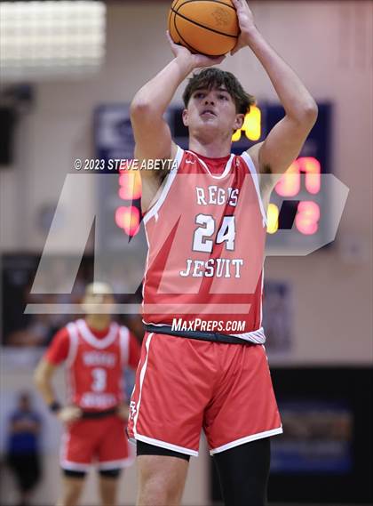 Thumbnail 2 in Regis Jesuit @ Grandview photogallery.