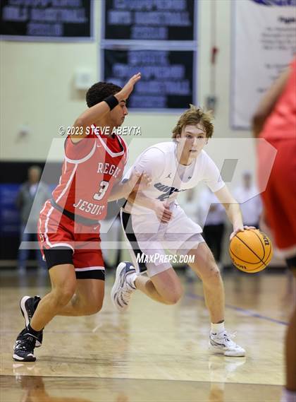 Thumbnail 1 in Regis Jesuit @ Grandview photogallery.