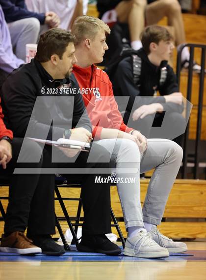 Thumbnail 1 in Regis Jesuit @ Grandview photogallery.