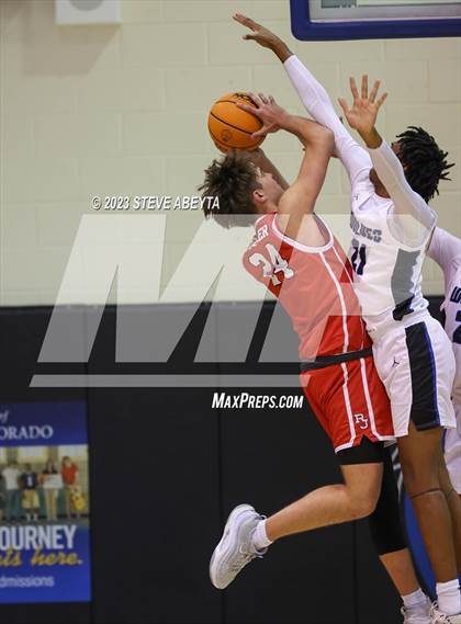 Thumbnail 3 in Regis Jesuit @ Grandview photogallery.