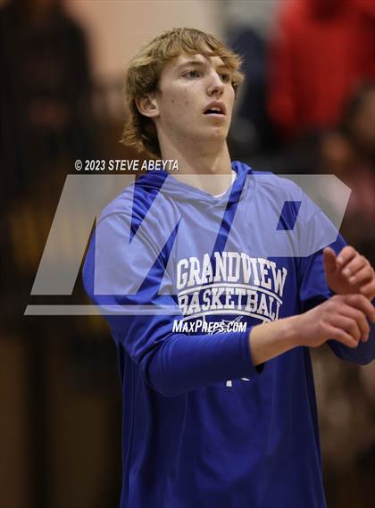 Thumbnail 2 in Regis Jesuit @ Grandview photogallery.