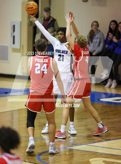 Thumbnail 3 in Regis Jesuit @ Grandview photogallery.