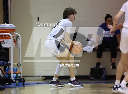 Thumbnail 2 in Regis Jesuit @ Grandview photogallery.