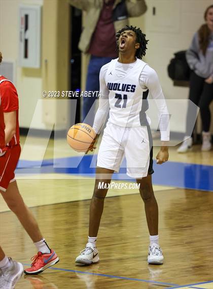 Thumbnail 1 in Regis Jesuit @ Grandview photogallery.