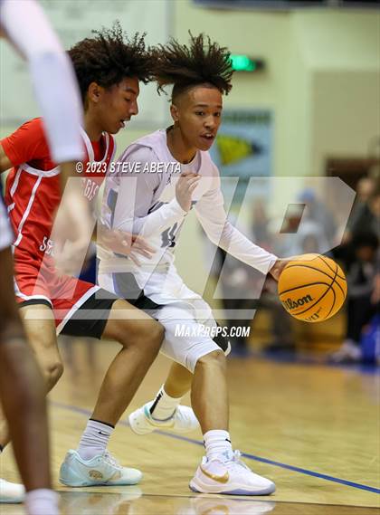 Thumbnail 1 in Regis Jesuit @ Grandview photogallery.