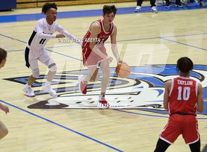 Thumbnail 2 in Regis Jesuit @ Grandview photogallery.