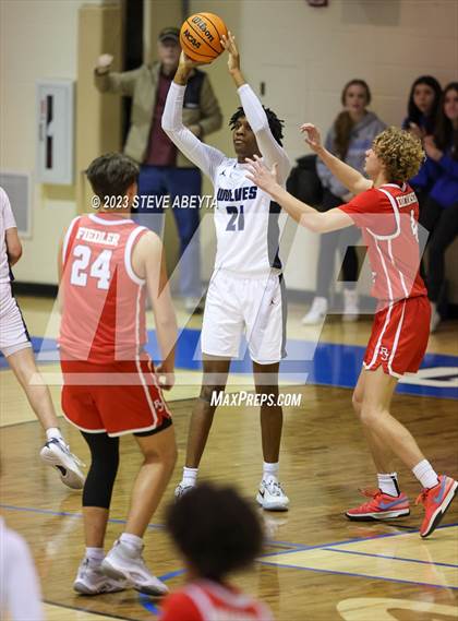 Thumbnail 2 in Regis Jesuit @ Grandview photogallery.
