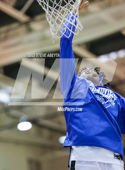 Thumbnail 3 in Regis Jesuit @ Grandview photogallery.