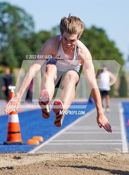 Thumbnail 2 in CIF SJS D1 Sectional Championship @ Folsom photogallery.