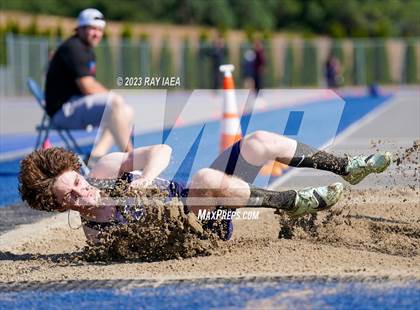 Thumbnail 3 in CIF SJS D1 Sectional Championship @ Folsom photogallery.