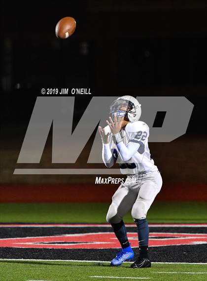 Thumbnail 3 in  Irving Nimitz (Team A) @ Coppell (Team A) photogallery.