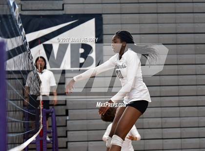 Thumbnail 1 in Archbishop Mitty vs. Lone Peak (Durango Fall Classic) photogallery.
