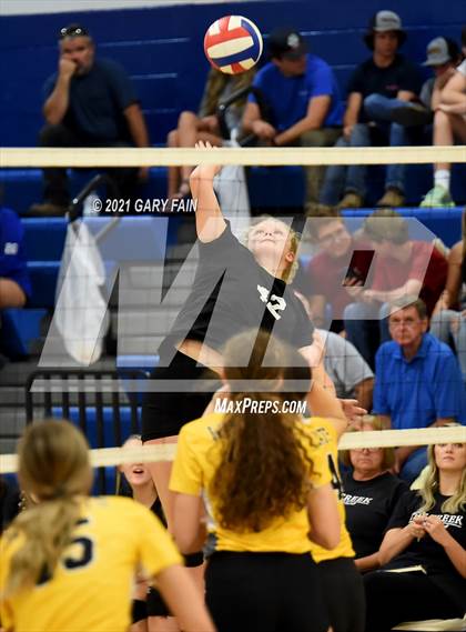 Thumbnail 3 in Hixson @ Sale Creek photogallery.