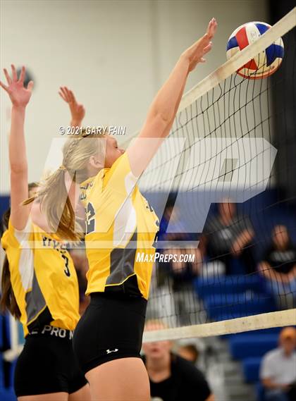 Thumbnail 3 in Hixson @ Sale Creek photogallery.