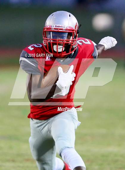 Thumbnail 3 in Ooltewah vs Soddy Daisy photogallery.