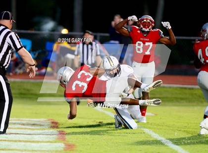 Thumbnail 2 in Ooltewah vs Soddy Daisy photogallery.