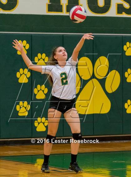 Thumbnail 1 in East Central vs Holmes photogallery.