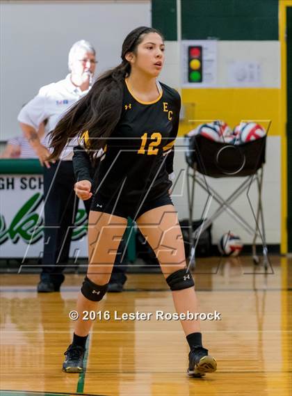 Thumbnail 3 in East Central vs Holmes photogallery.