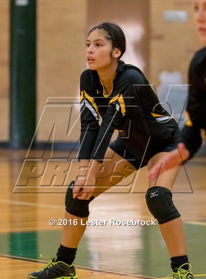 Thumbnail 1 in East Central vs Holmes photogallery.