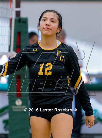 Thumbnail 1 in East Central vs Holmes photogallery.