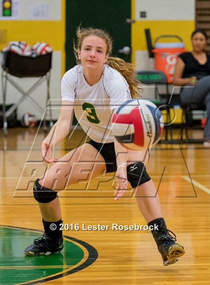 Thumbnail 2 in East Central vs Holmes photogallery.