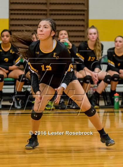 Thumbnail 2 in East Central vs Holmes photogallery.
