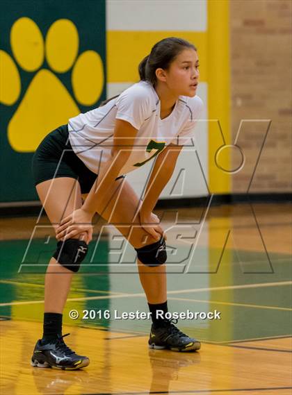 Thumbnail 1 in East Central vs Holmes photogallery.