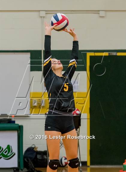 Thumbnail 3 in East Central vs Holmes photogallery.