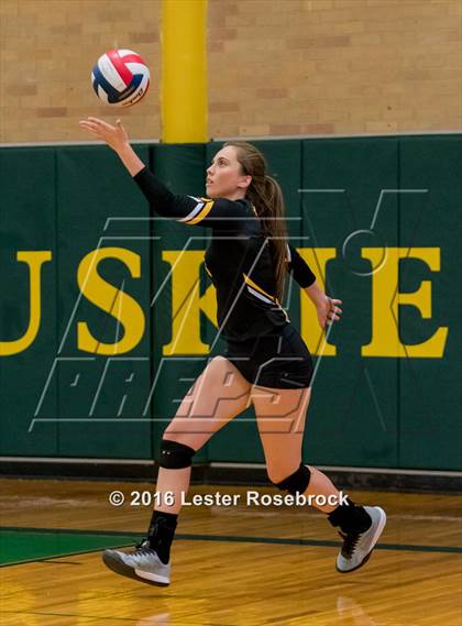 Thumbnail 2 in East Central vs Holmes photogallery.