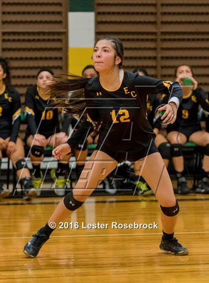 Thumbnail 1 in East Central vs Holmes photogallery.