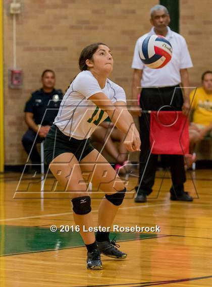 Thumbnail 1 in East Central vs Holmes photogallery.