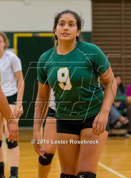 Thumbnail 3 in East Central vs Holmes photogallery.
